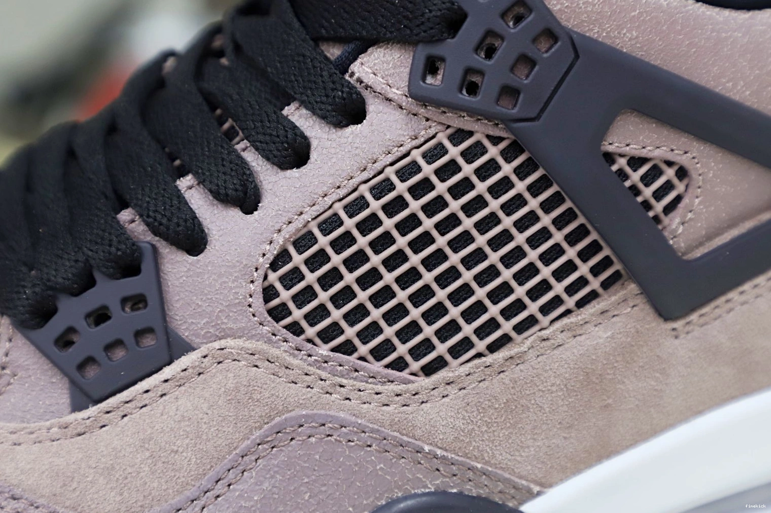 JORDAN HAZE' 'TAUPE AIR RETRO 4 0215